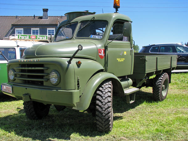  FN L28 (Licence Hanomag)