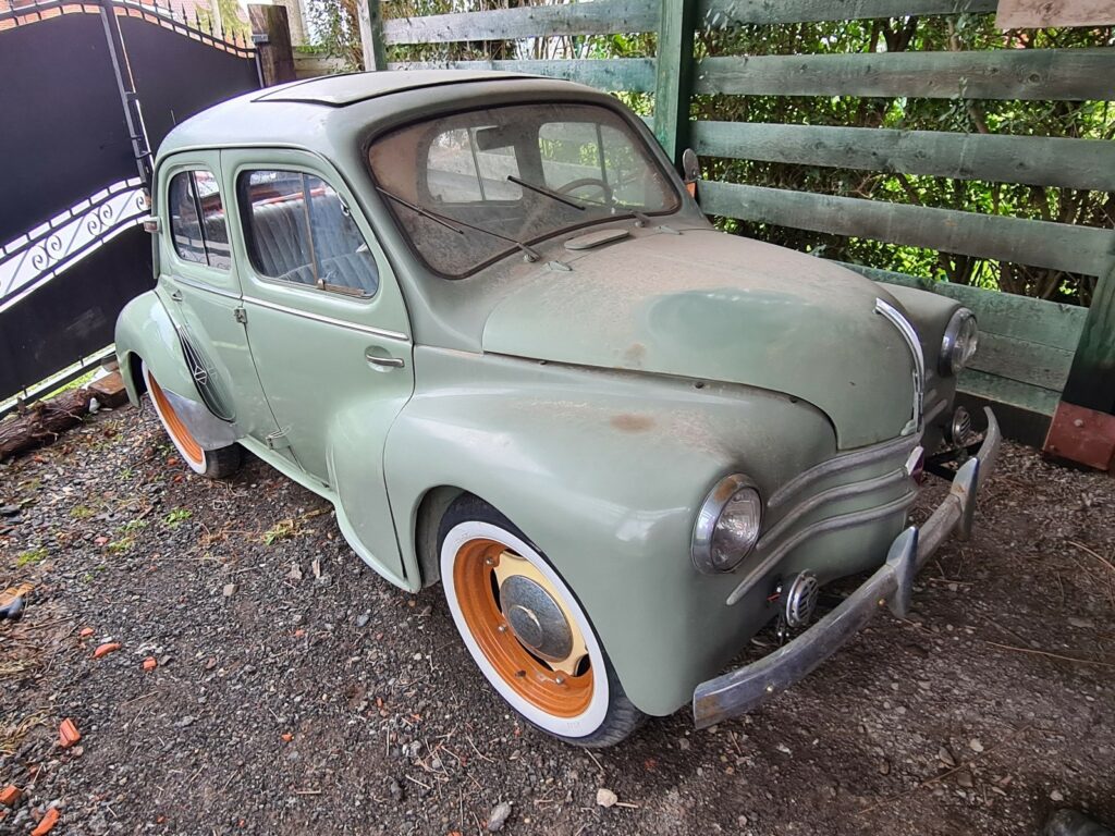  Renault 4 cv