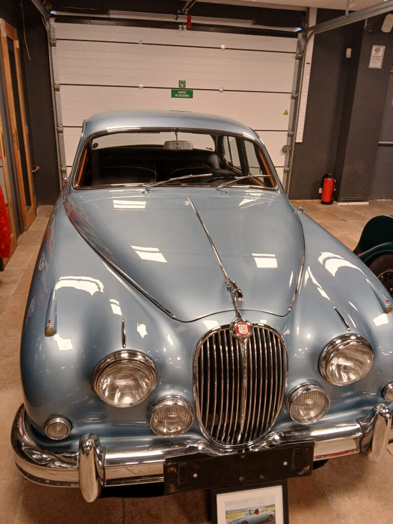 Photo d’illustration du véhicule JAGUAR 3.8 