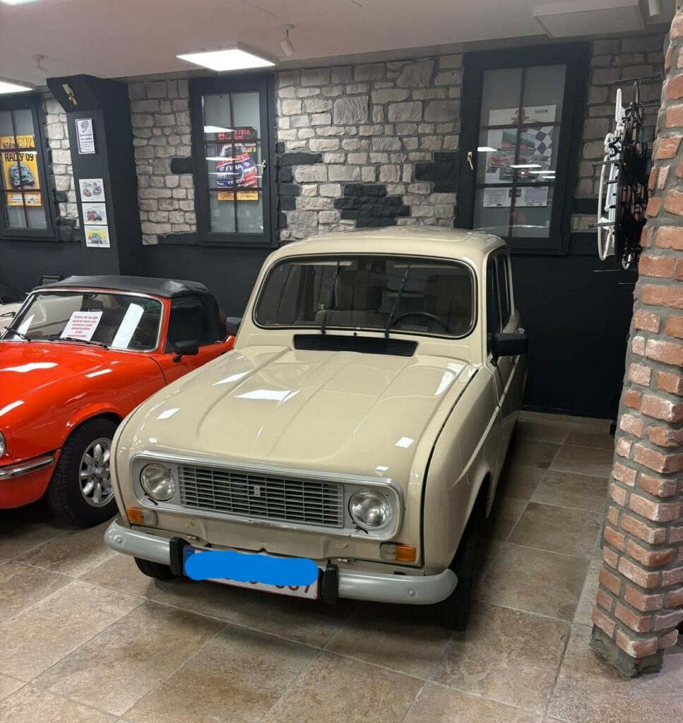  RENAULT 4TL