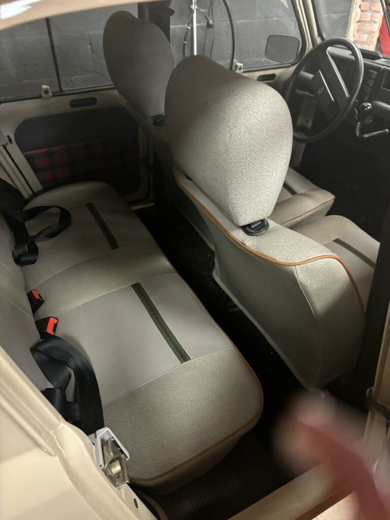 Photo d’illustration du véhicule RENAULT 4TL