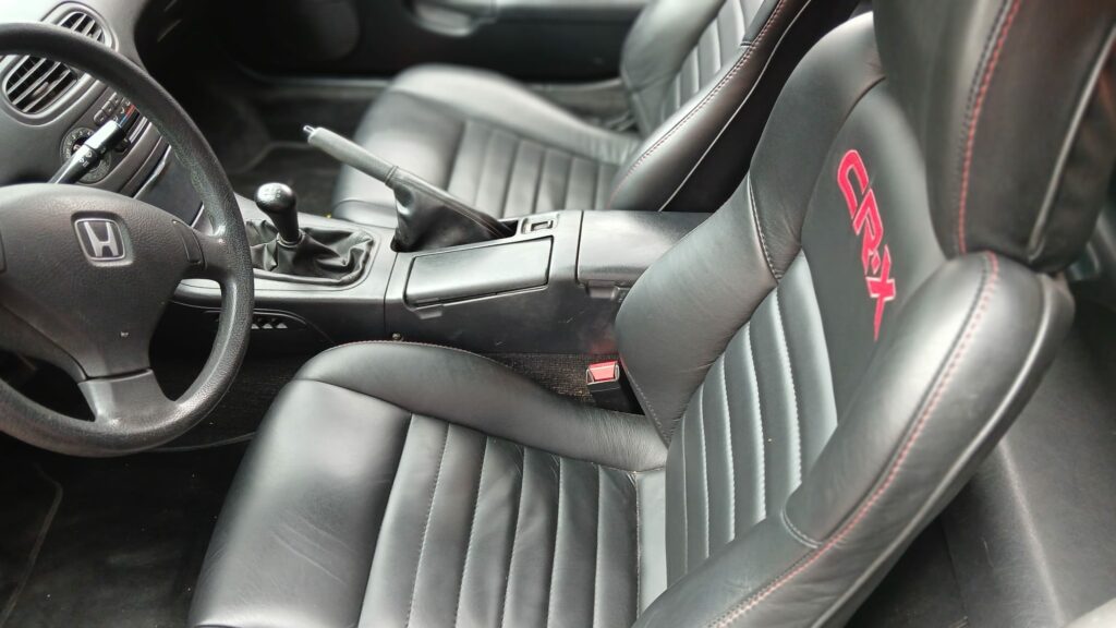 Photo d’illustration du véhicule HONDA Civic CRX VTi