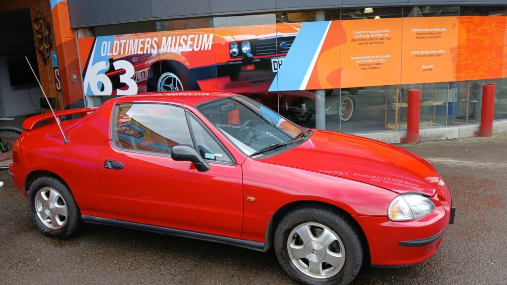 Photo d’illustration du véhicule HONDA Civic CRX VTi