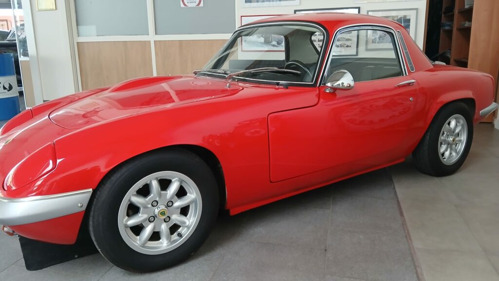 Photo d’illustration du véhicule LOTUS Élan S4 Coupé 