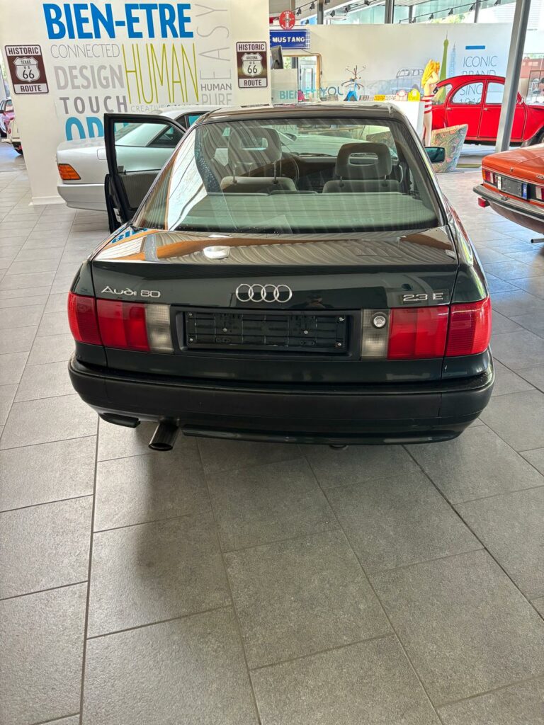 Photo d’illustration du véhicule Audi 80 2,3E