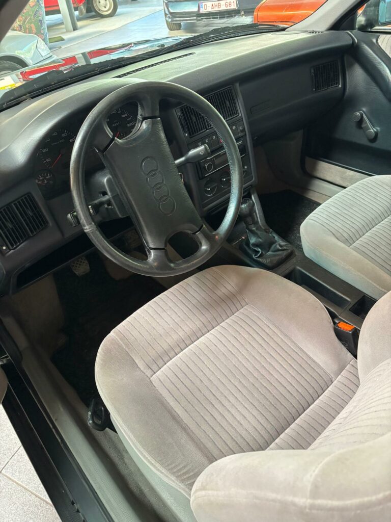 Photo d’illustration du véhicule Audi 80 2,3E