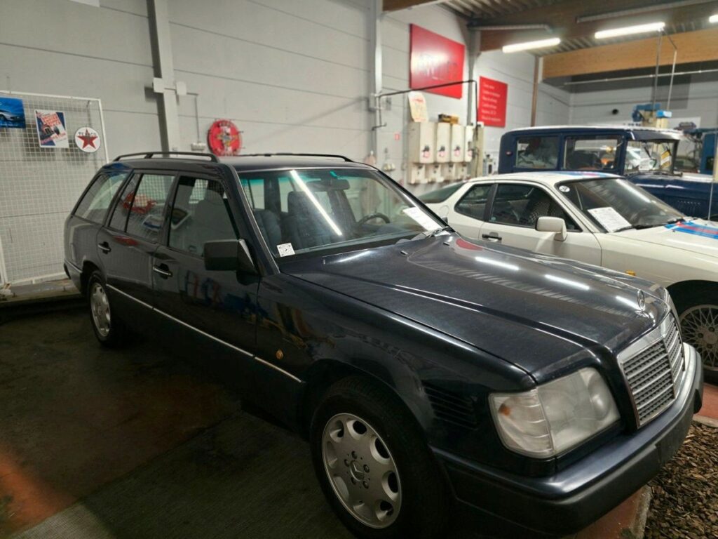  MERCEDES BENZ 250 TD