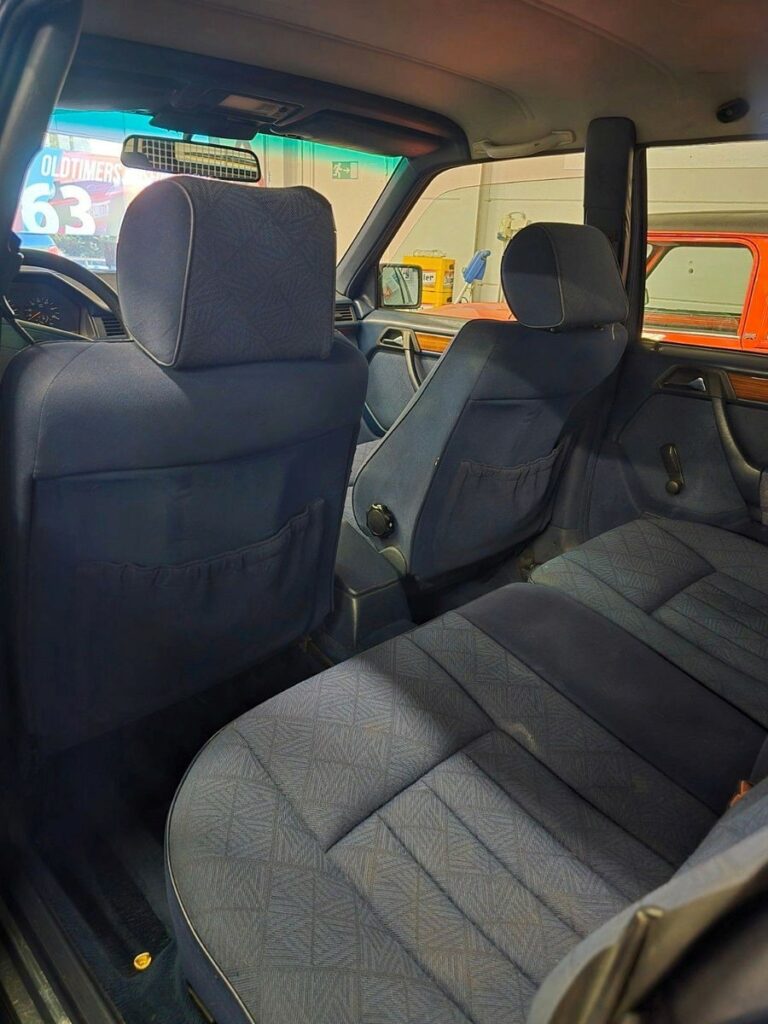 Photo d’illustration du véhicule MERCEDES BENZ 250 TD