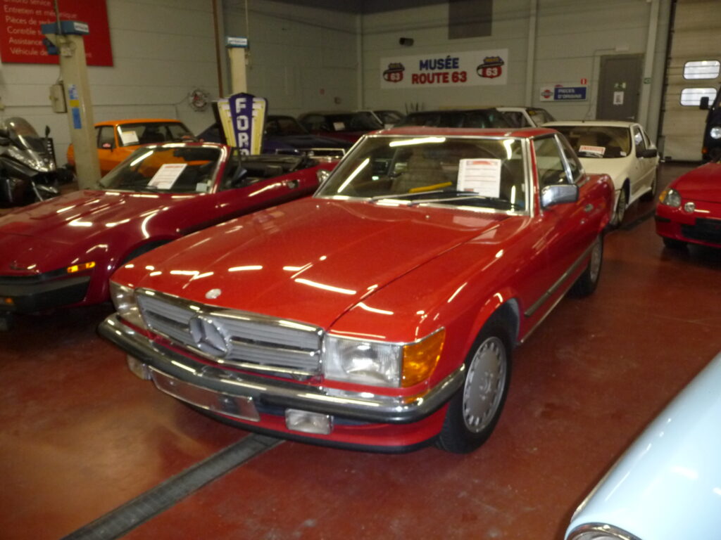  MERCEDES BENZ 560 SL
