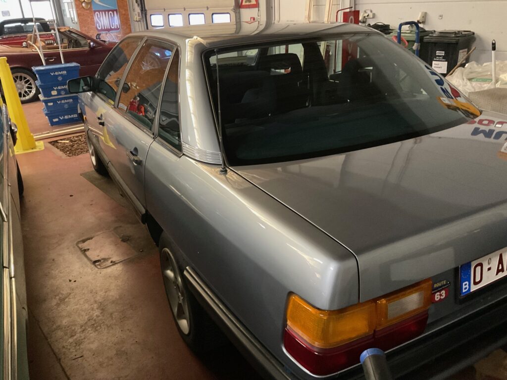 Photo d’illustration du véhicule AUDI 100