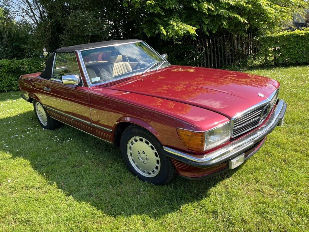 Photo d’illustration du véhicule MERCEDES BENZ 560 SL