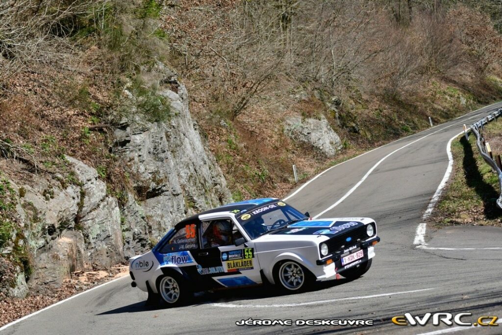 Photo d’illustration du véhicule FORD Escort RS2000