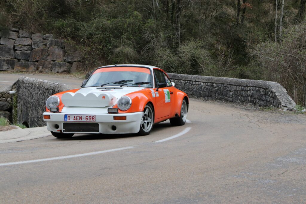 Photo d’illustration du véhicule PORSCHE 911 Rallye  (3.2 L)
