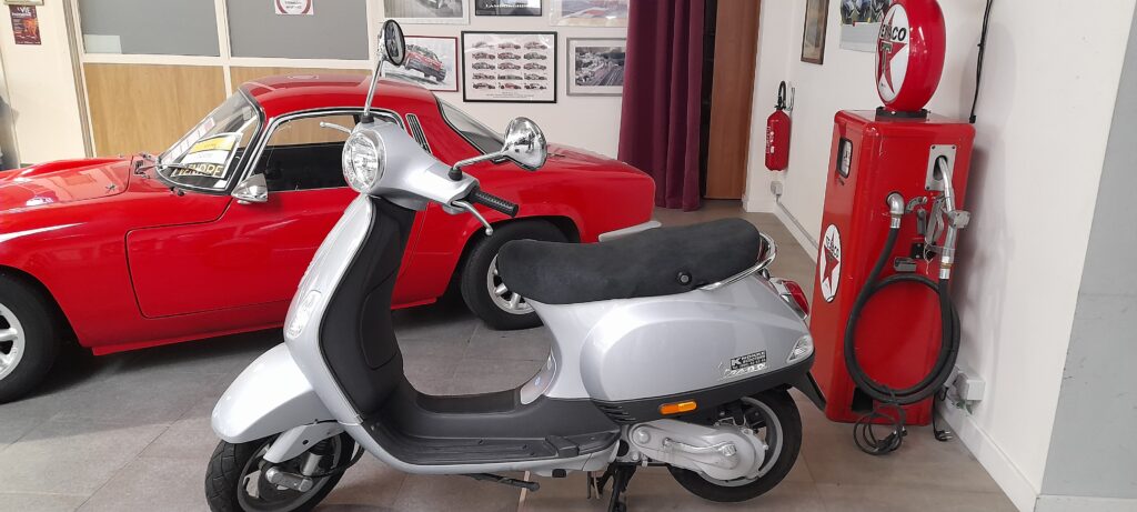 Photo d’illustration du véhicule PIAGGIO Vespa LX 50 ( C38)