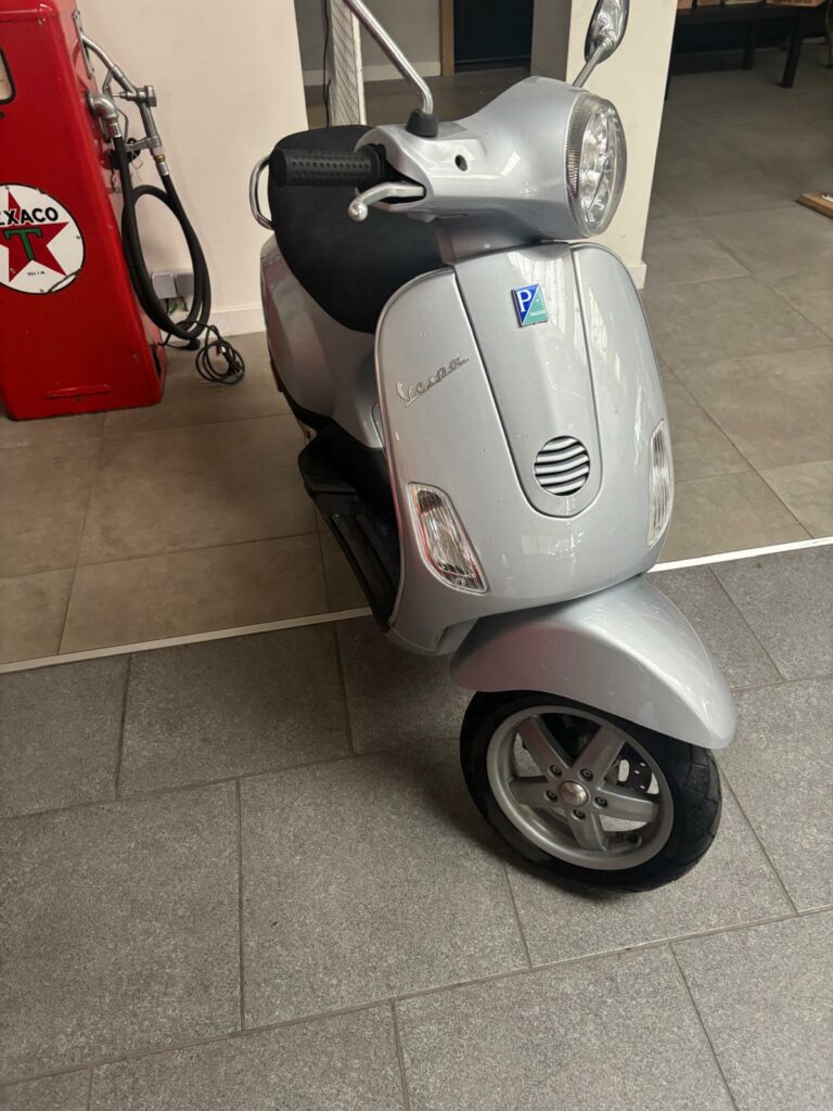  PIAGGIO Vespa LX 50 ( C38)
